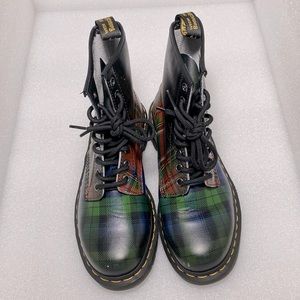 Dr Martens 1460 Tartan Leather Lace up 8-eye boot unisex size 6M/7L